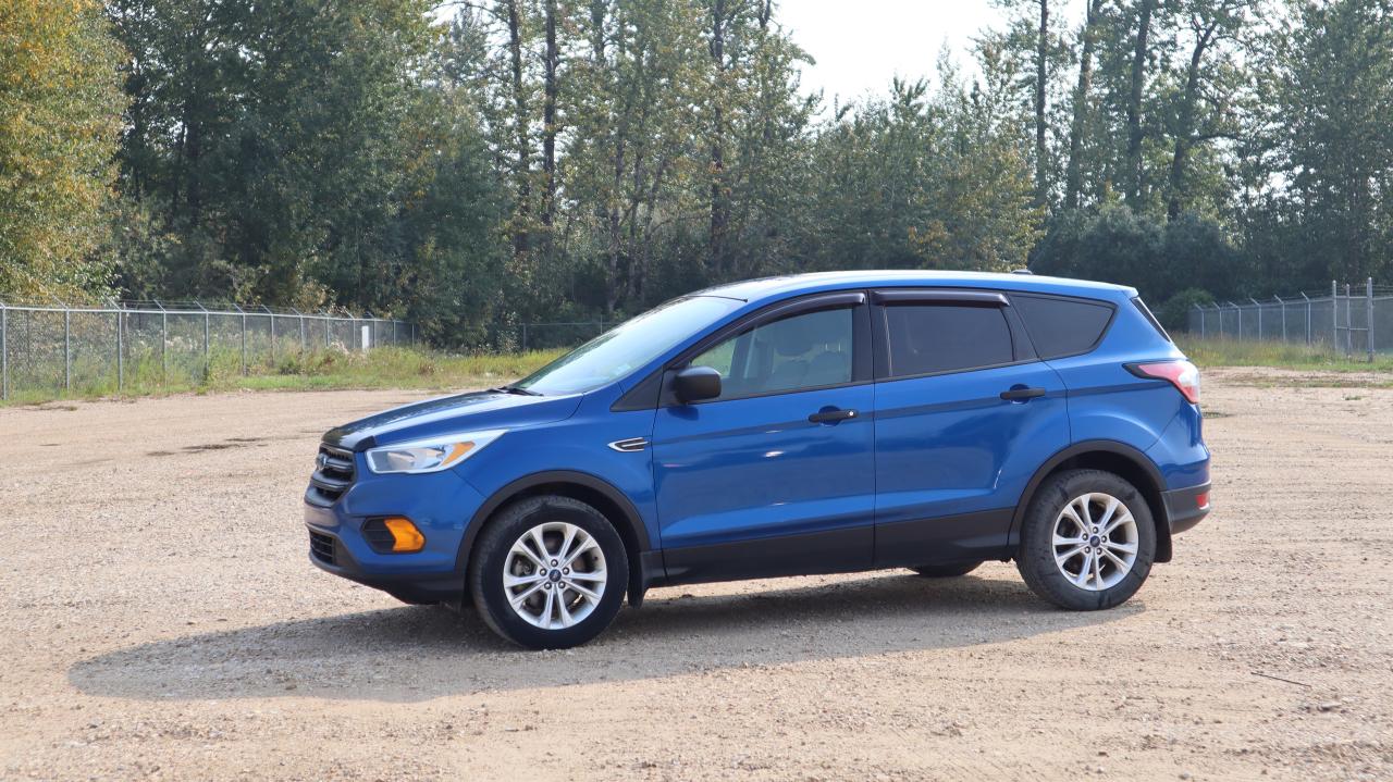 2017 Ford Escape S Photo0