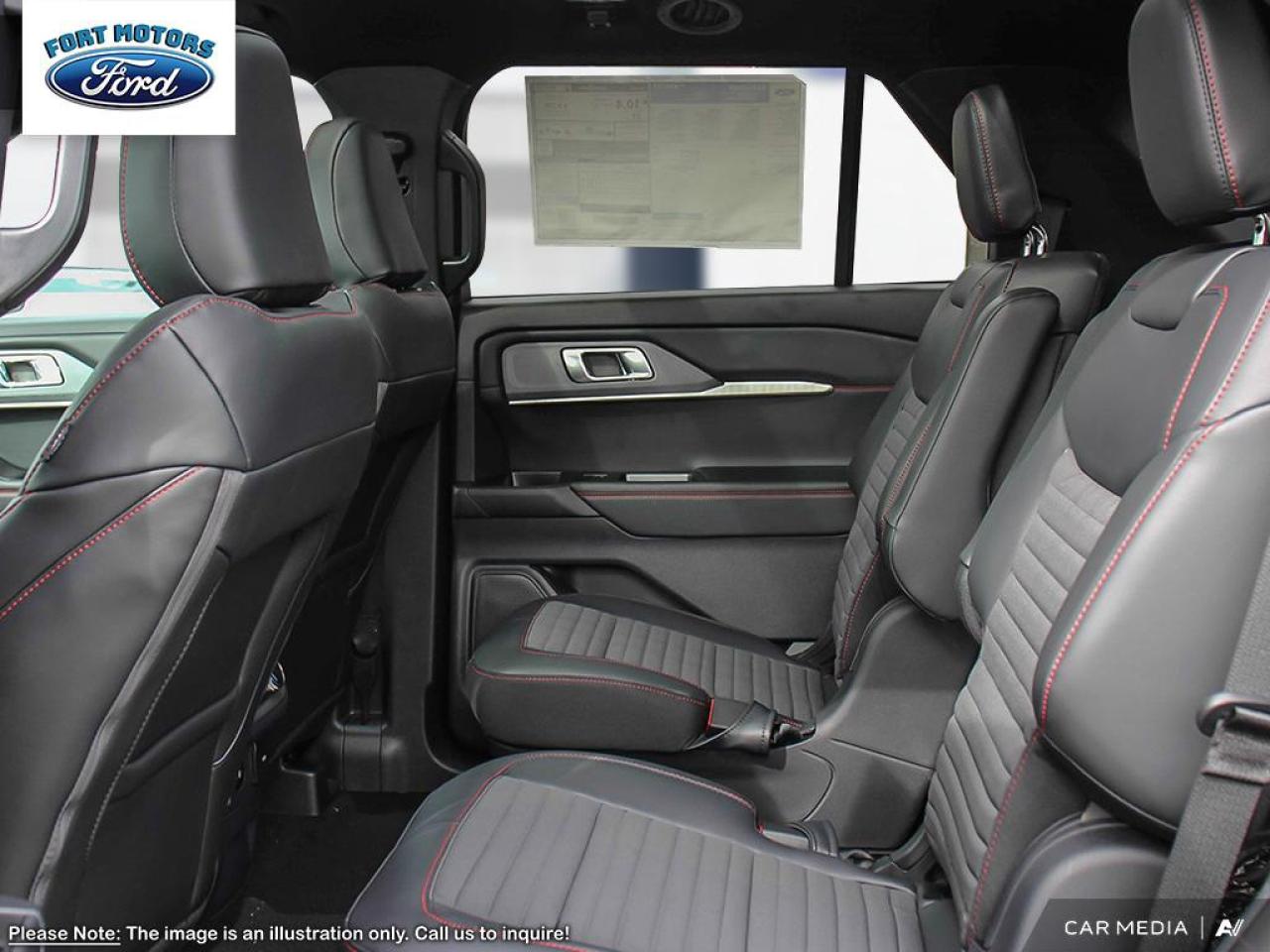2025 Ford Explorer ST-Line Photo5