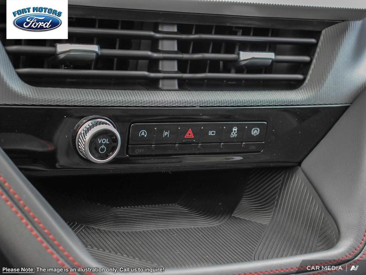 2025 Ford Explorer ST-Line Photo5