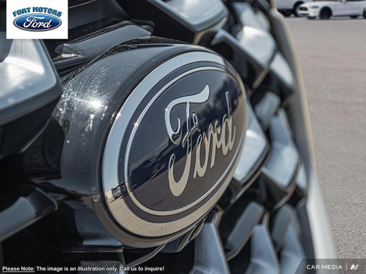 2025 Ford Explorer Platinum Photo5