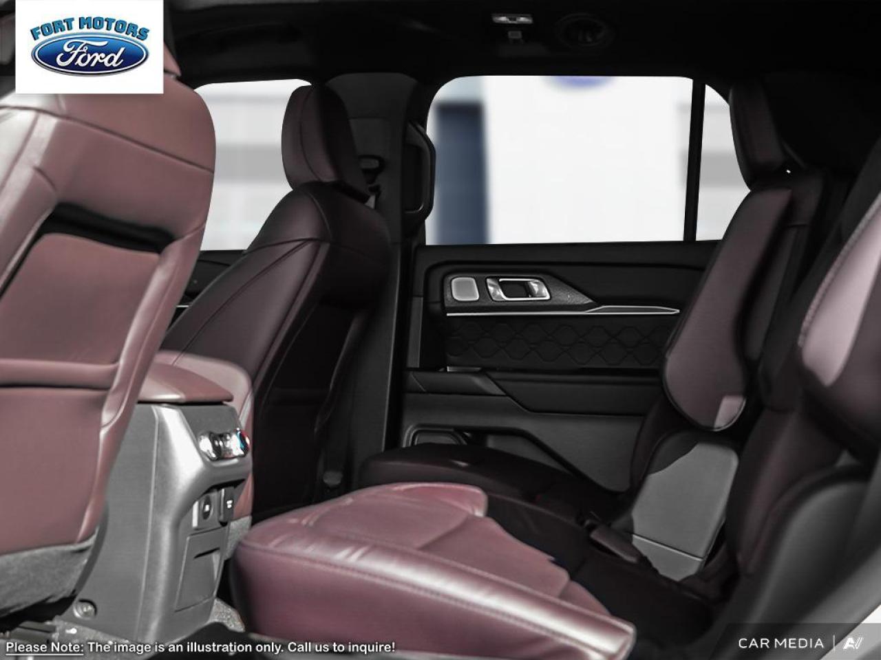 2025 Ford Explorer Platinum Photo5