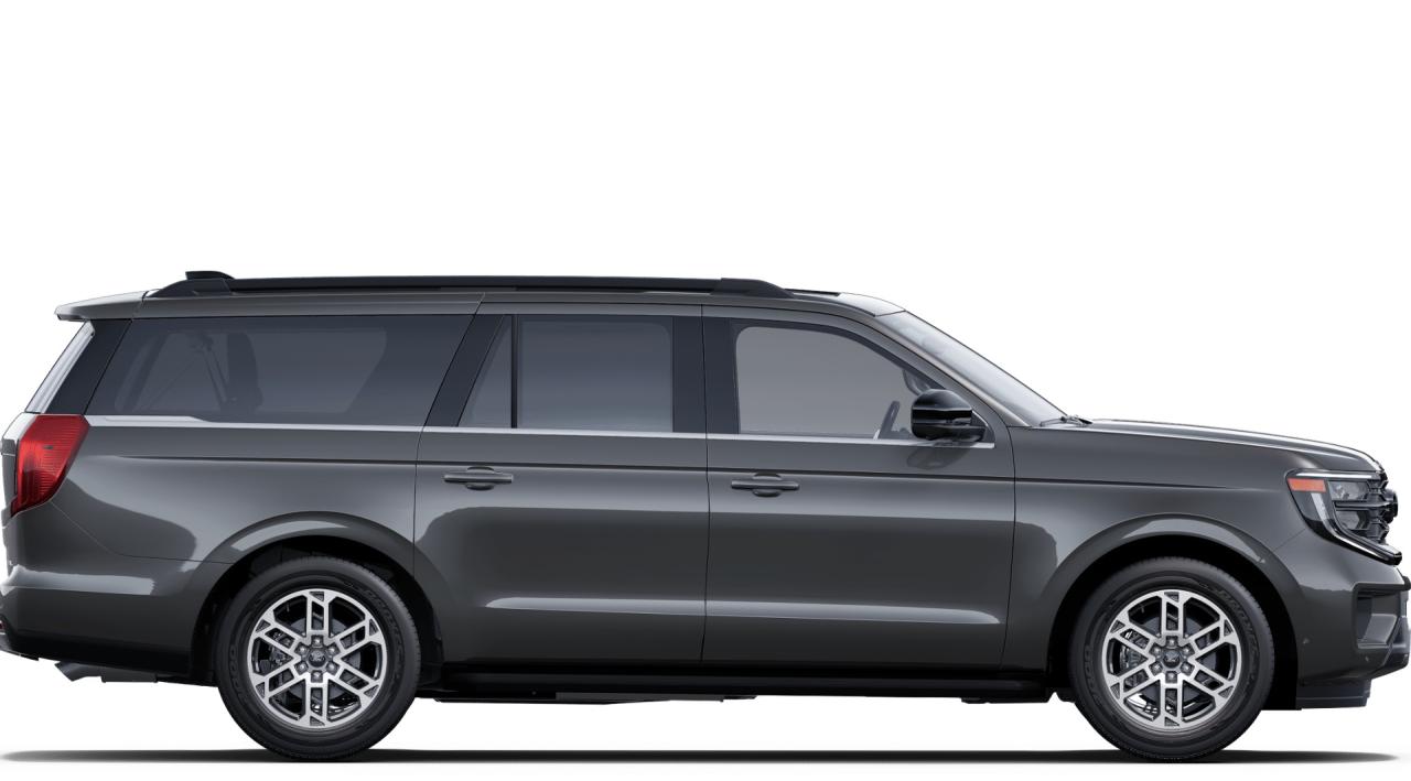 2025 Ford Expedition Active™ MAX Photo5