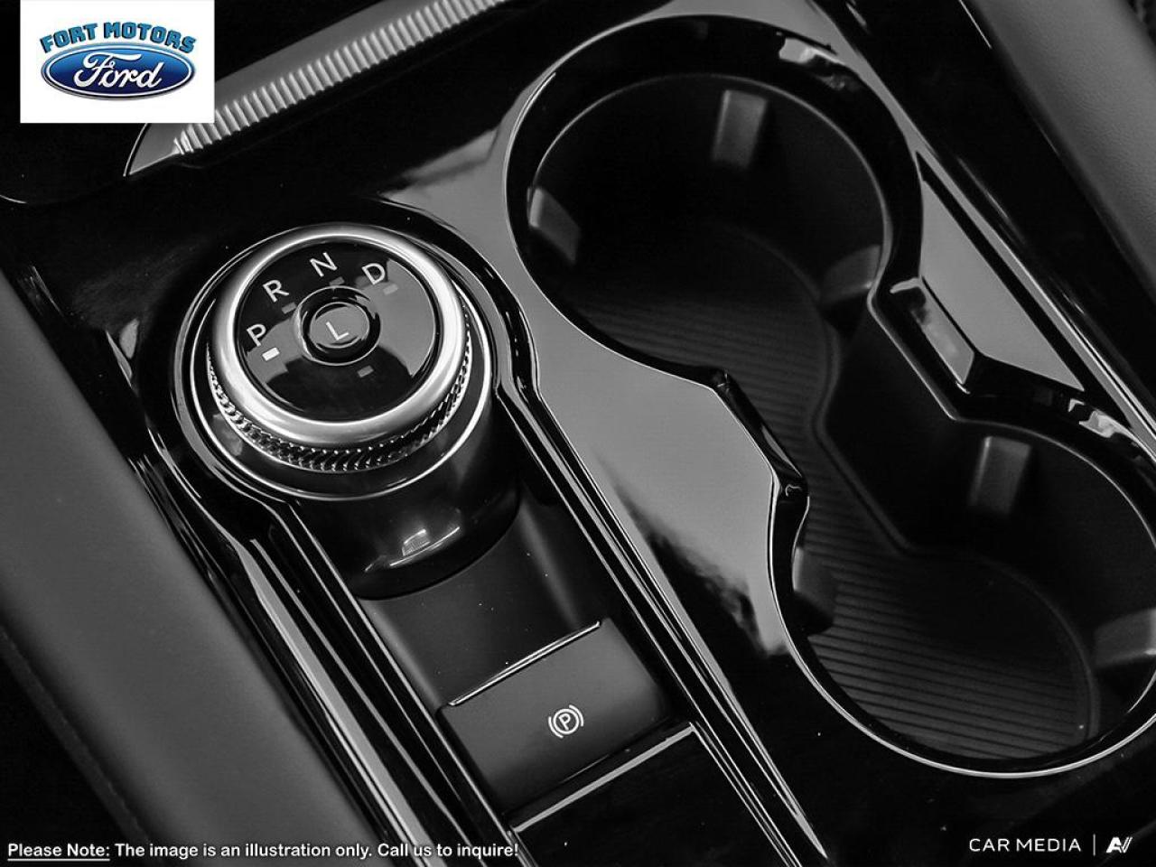 2025 Ford Explorer Platinum Photo5
