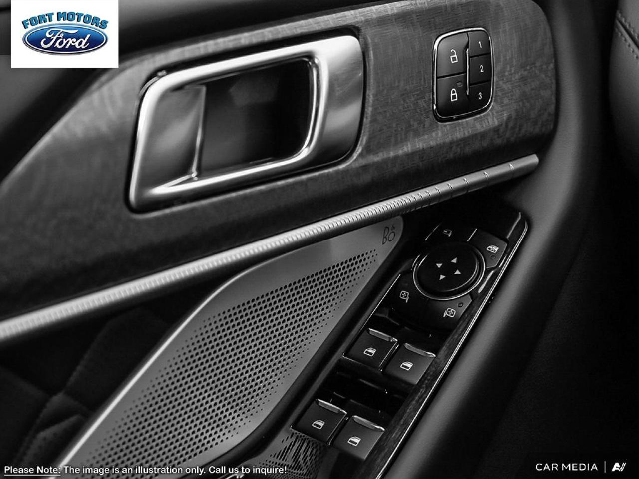 2025 Ford Explorer Platinum Photo5