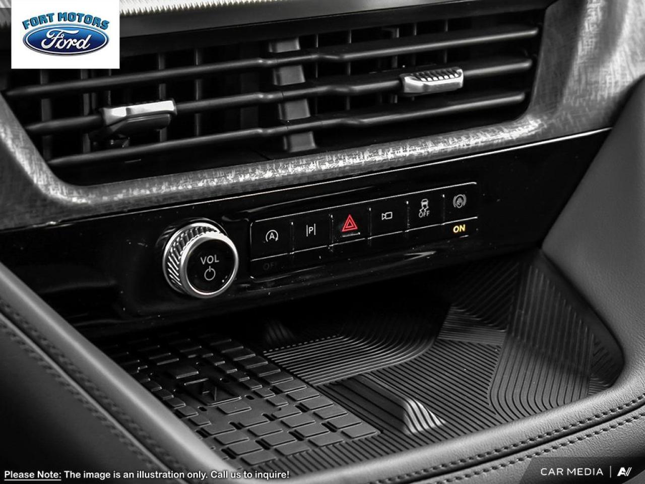 2025 Ford Explorer Platinum Photo5