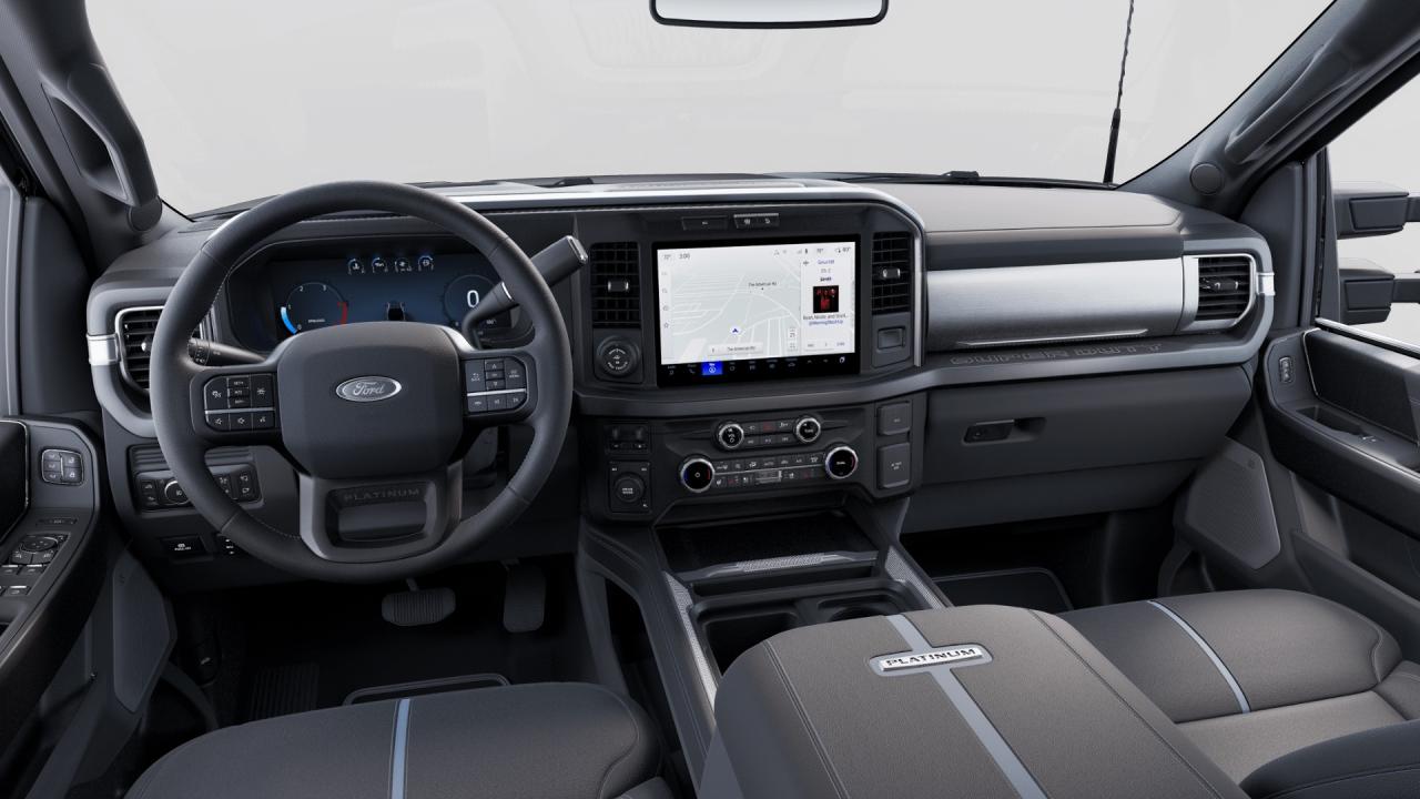 2025 Ford F-350 Super Duty DRW Platinum Photo5