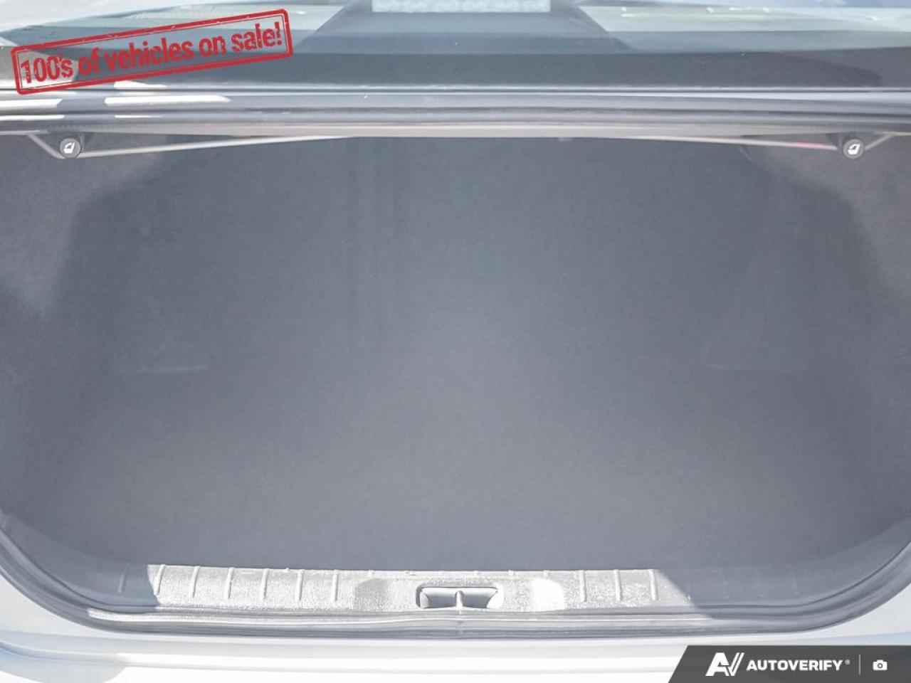 2023 Nissan Altima SR Photo