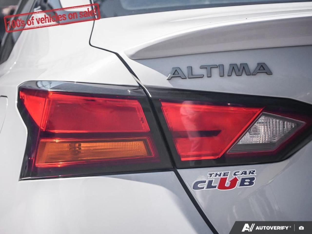 2023 Nissan Altima SR Photo