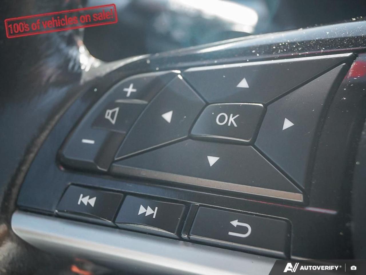 2023 Nissan Altima SR Photo