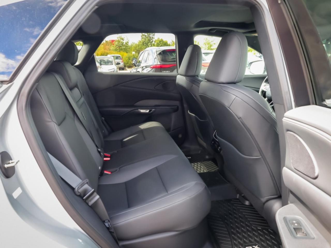 2023 Lexus RX 350  - Sunroof -  Cooled Seats -  Apple CarPlay - $386 B/W Photo