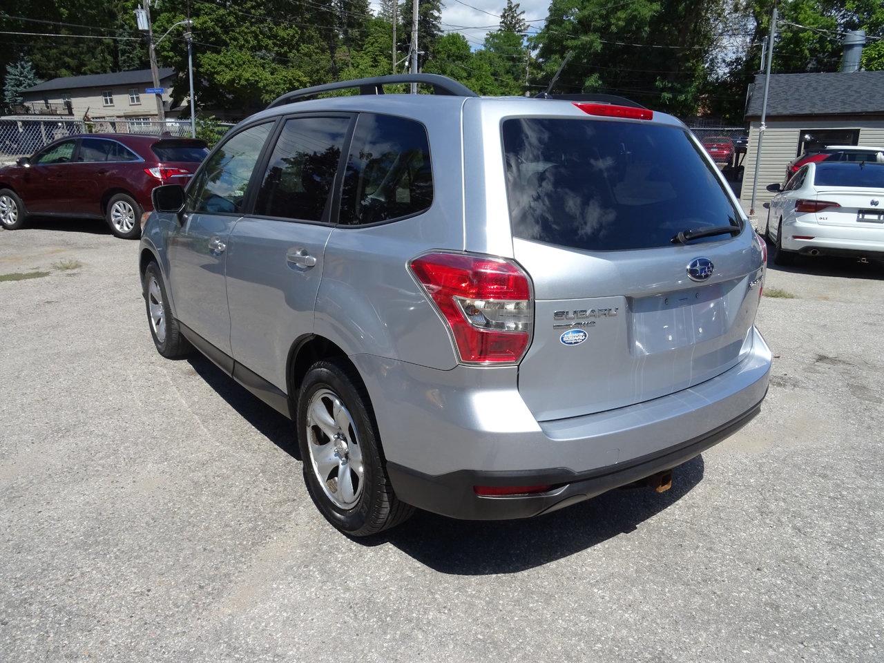 2014 Subaru Forester BASE - Photo #8
