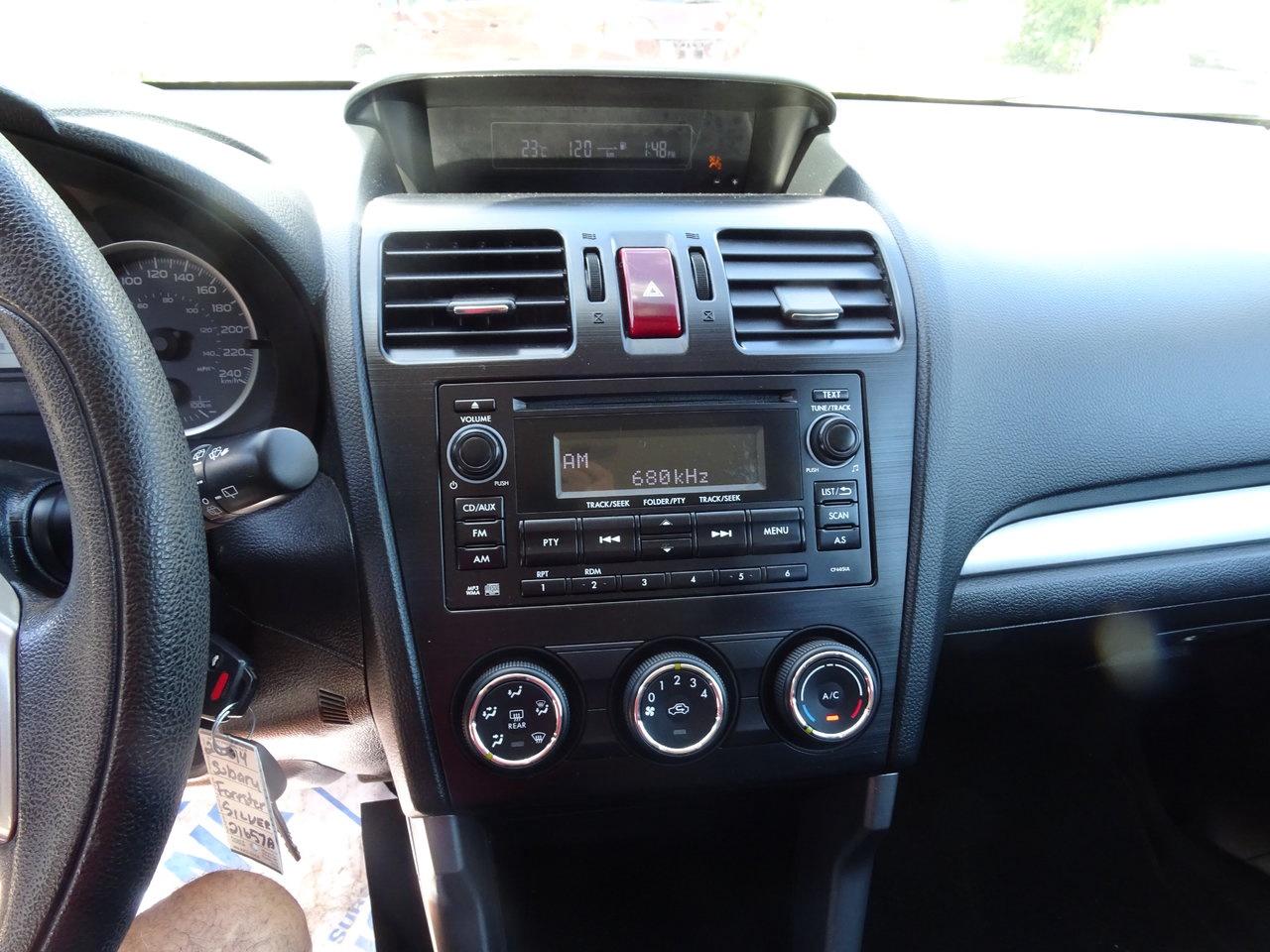 2014 Subaru Forester BASE - Photo #13