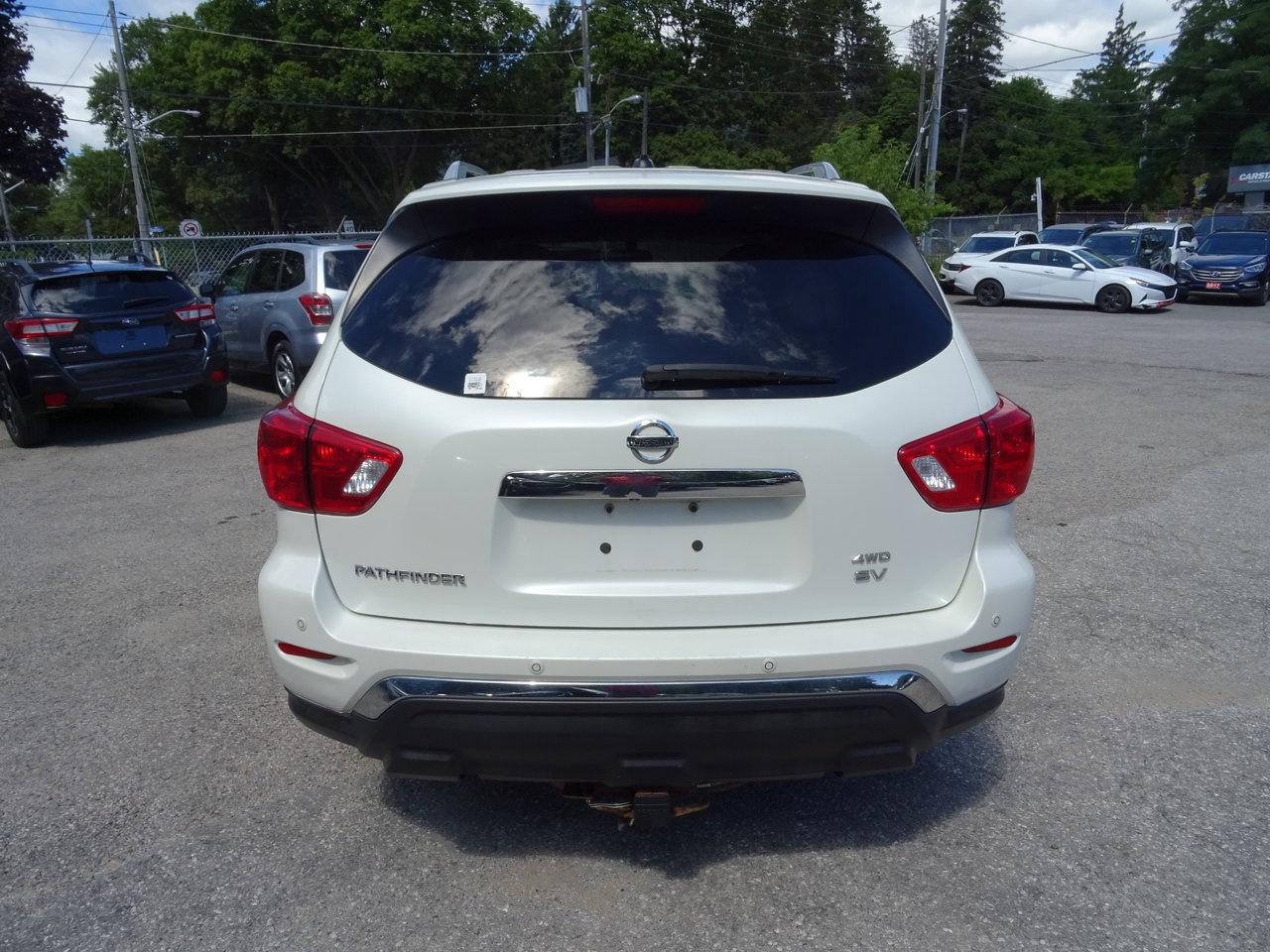 2017 Nissan Pathfinder SV - Photo #7