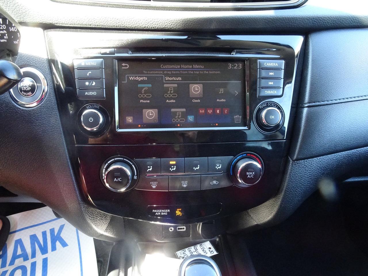 2020 Nissan Rogue SV - Photo #13