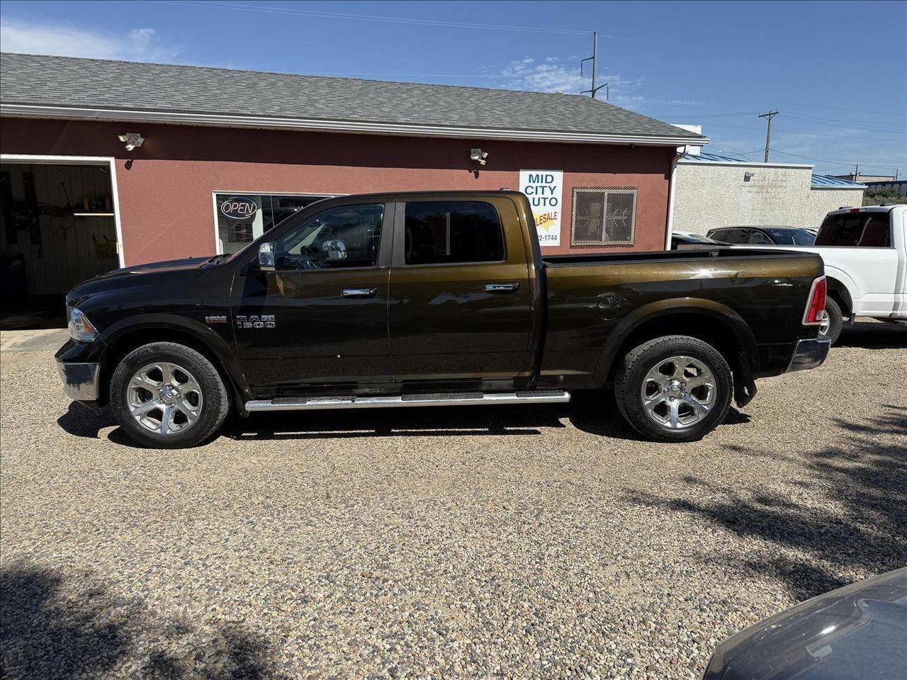 Used 2013 RAM 1500 Laramie CREW 4WD for sale in Saskatoon, SK