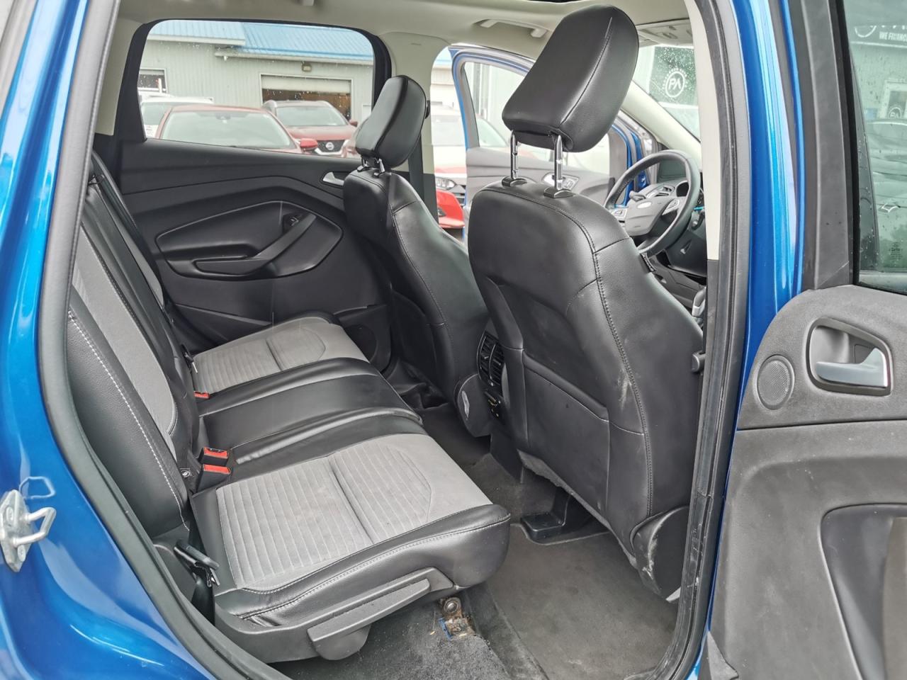 2019 Ford Escape Titanium - Photo #18