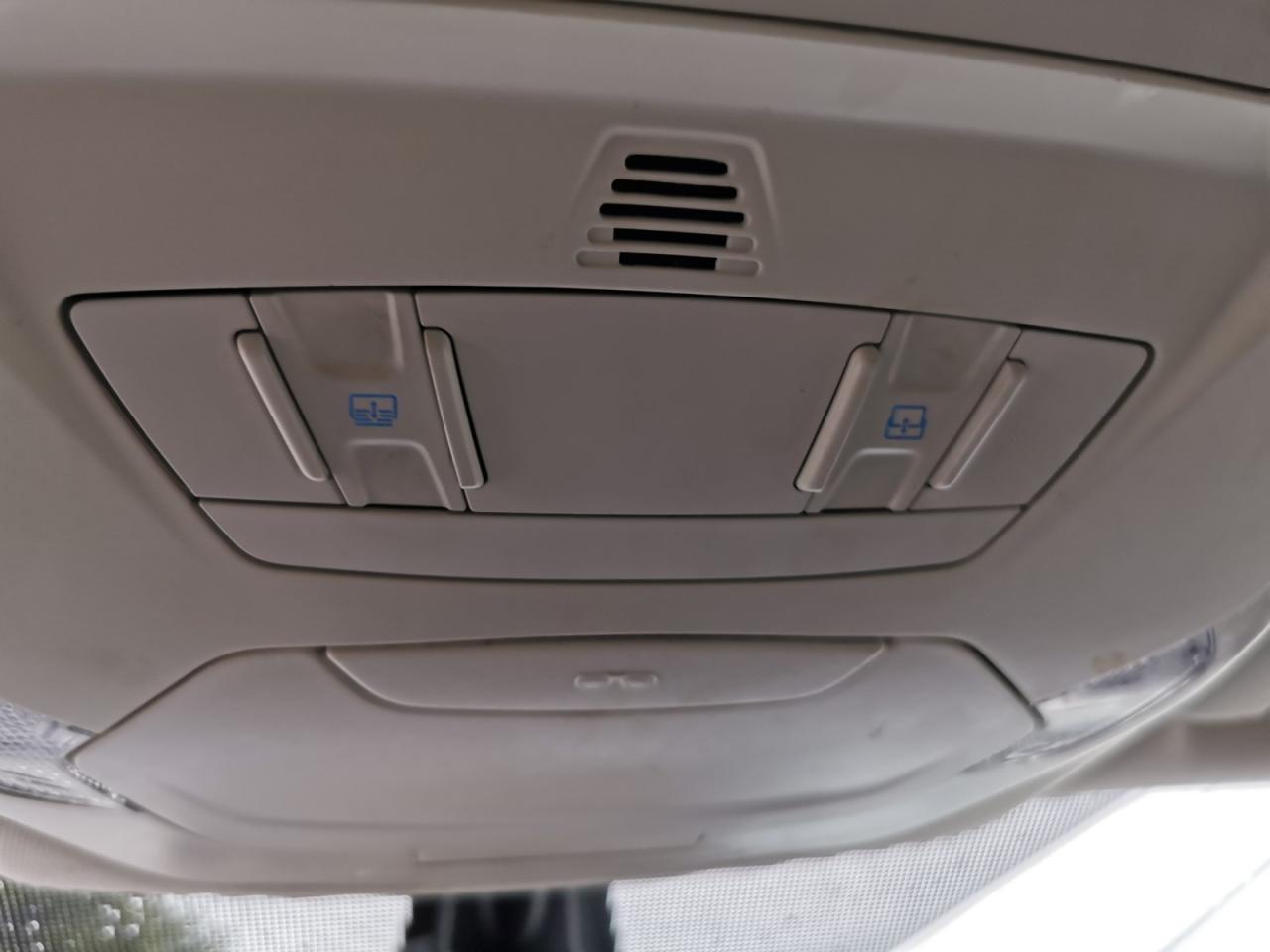 2019 Ford Escape Titanium - Photo #28