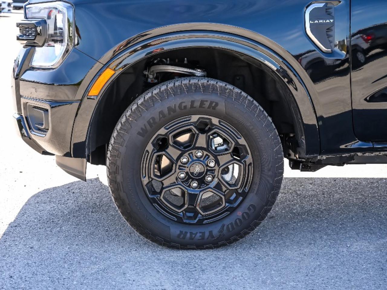 2025 Ford Ranger Lariat Photo