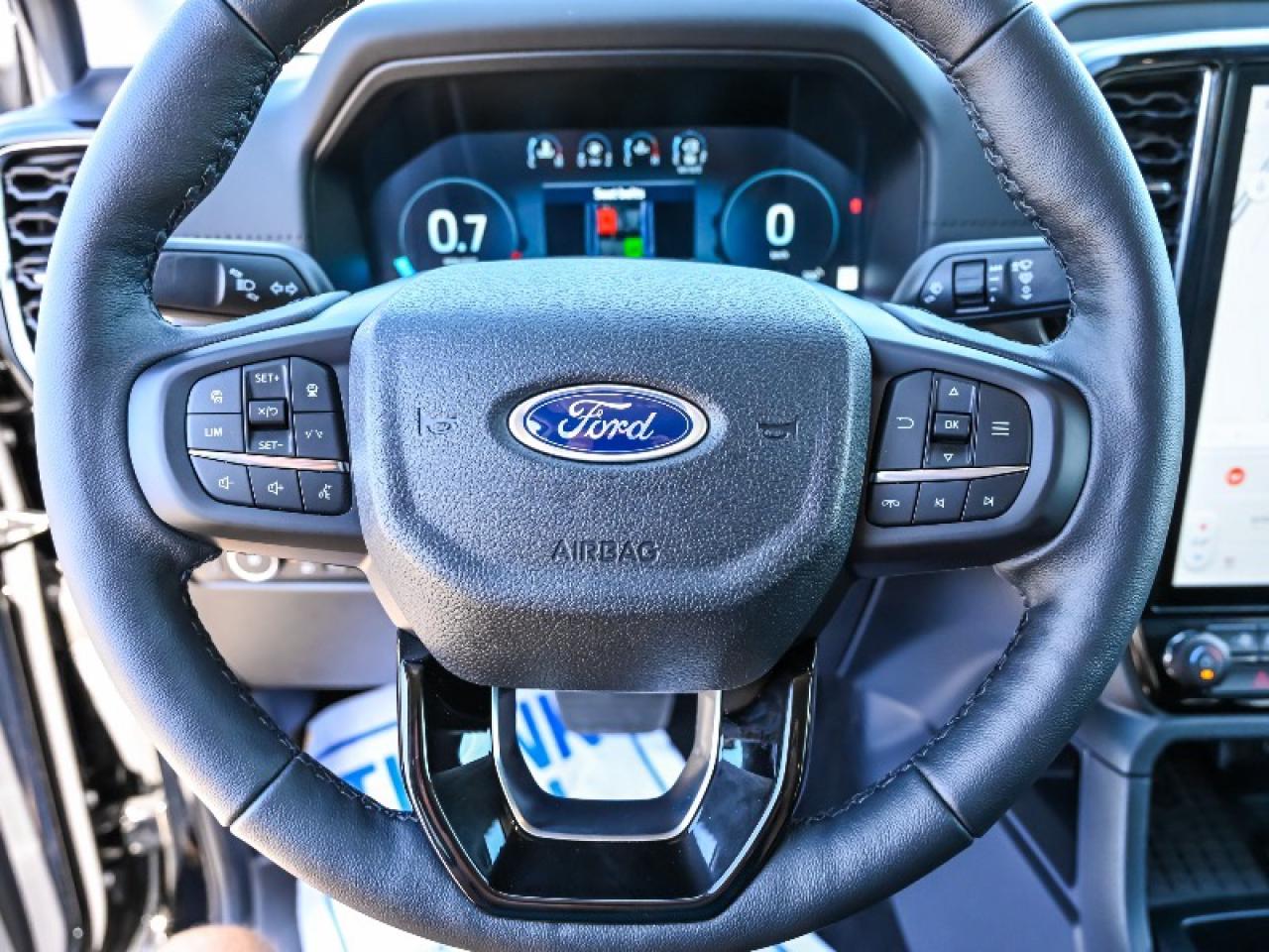 2025 Ford Ranger Lariat Photo