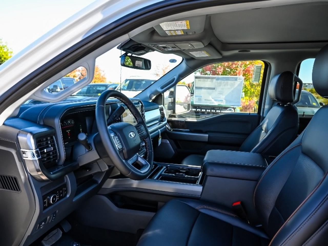 2026 Ford F-350 Super Duty SRW Lariat Photo