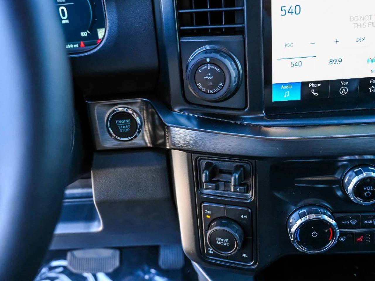 2026 Ford F-350 Super Duty SRW Lariat Photo