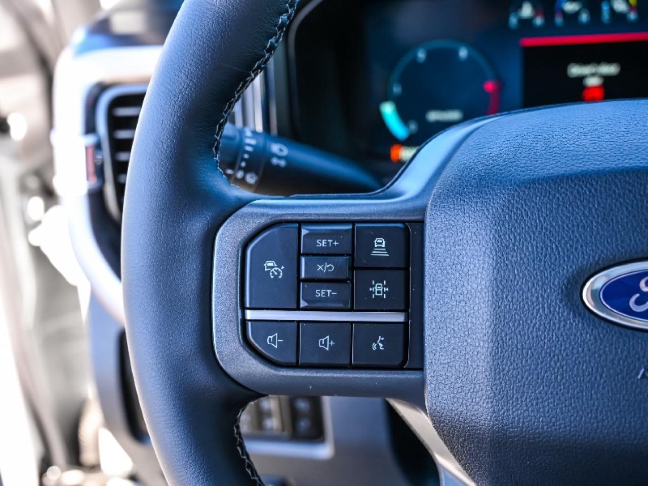 2026 Ford F-350 Super Duty SRW Lariat Photo