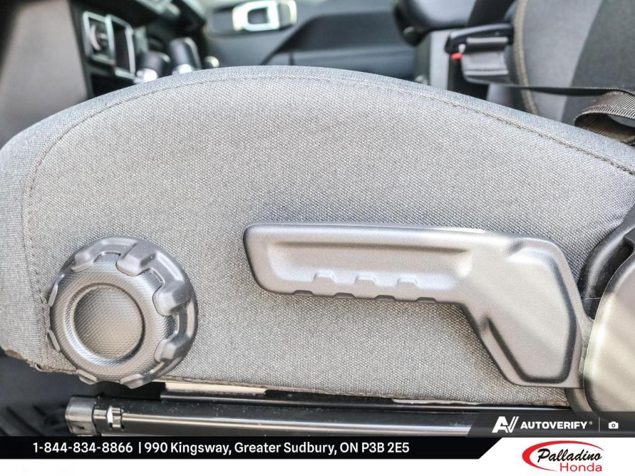 2024 Jeep Wrangler SPORT Photo