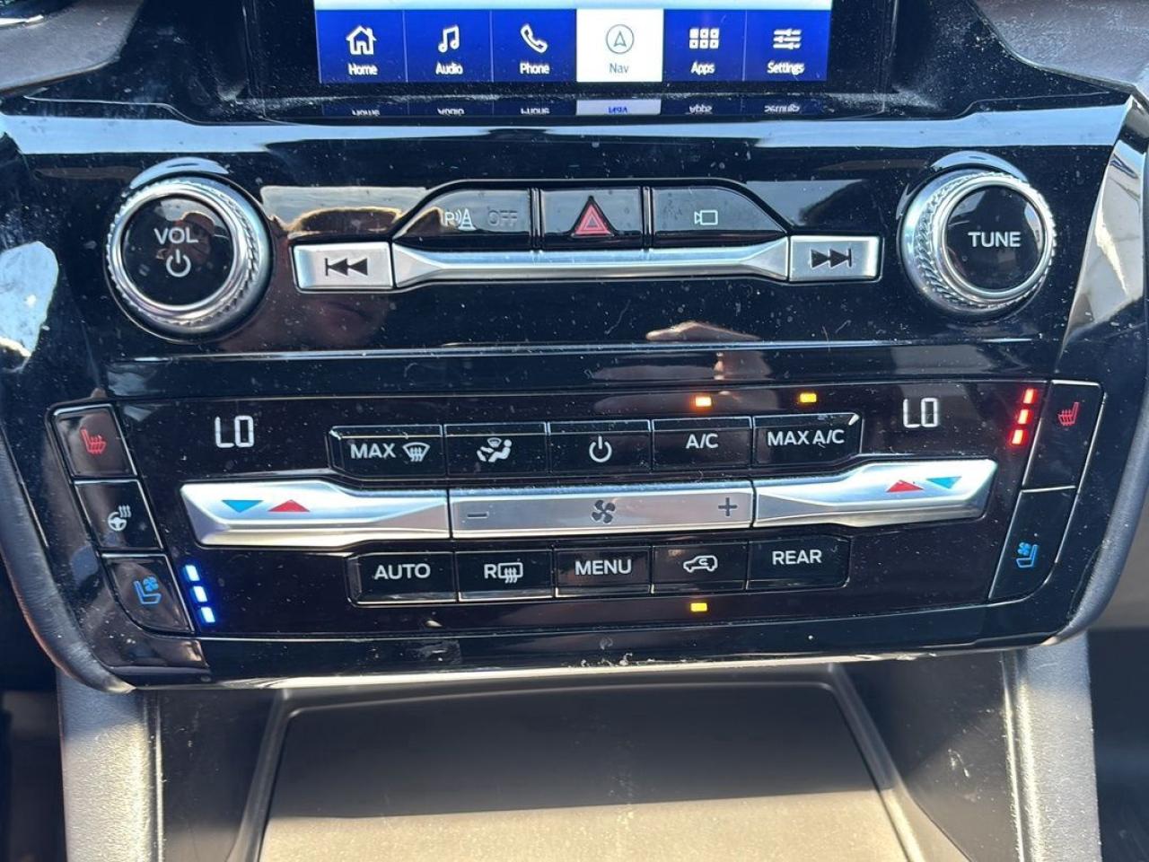 2021 Ford Explorer Platinum Photo5