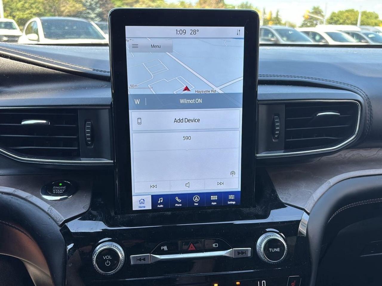 2021 Ford Explorer Platinum Photo5