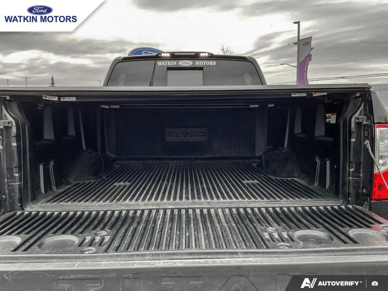 2018 Nissan Titan CREWCAB 4X4 SV Photo14