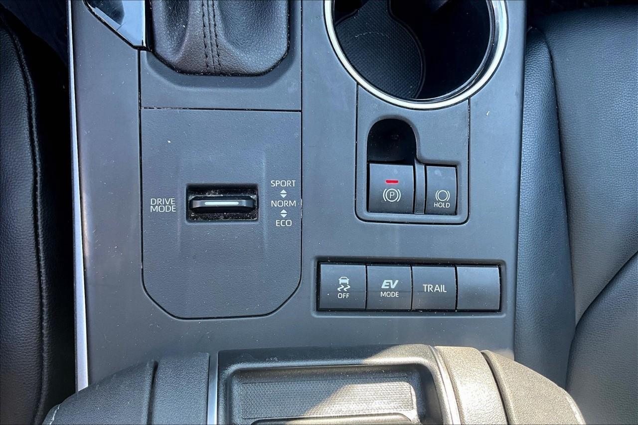 2021 Toyota Highlander HYBRID XLE Photo