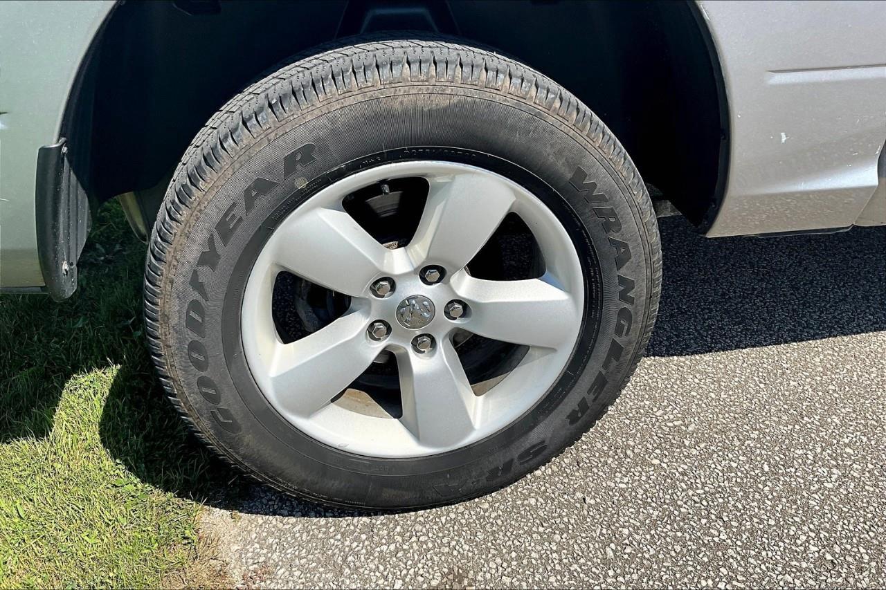 2023 RAM 1500 Classic SLT Photo