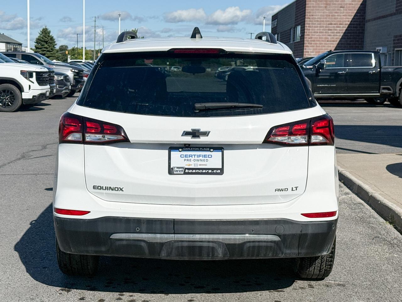 2022 Chevrolet Equinox LT ONE OWNER, CLEAN CARFAX, 1.5L ENGINE, SUNROOF, HEATED FRONT SEATS, HEATED STEERING WHEEL, POWER LIFTGATE, NAVIGATION, ADAPTIVE CRUISE CONTROL, HD SURROUND VISION Photo3