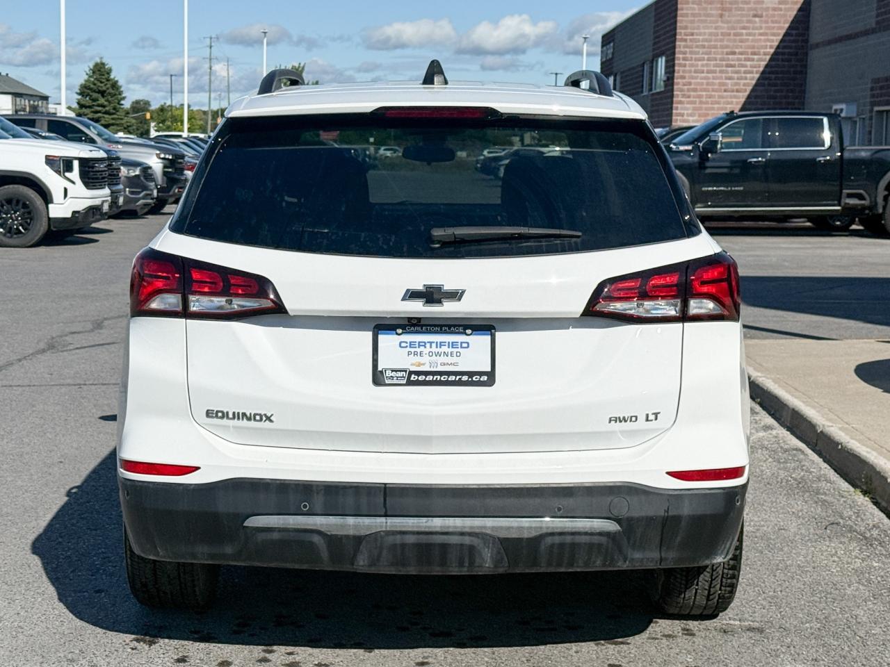 2022 Chevrolet Equinox LT ONE OWNER, CLEAN CARFAX, 1.5L ENGINE, SUNROOF, HEATED FRONT SEATS, HEATED STEERING WHEEL, POWER LIFTGATE, NAVIGATION, ADAPTIVE CRUISE CONTROL, HD SURROUND VISION Photo