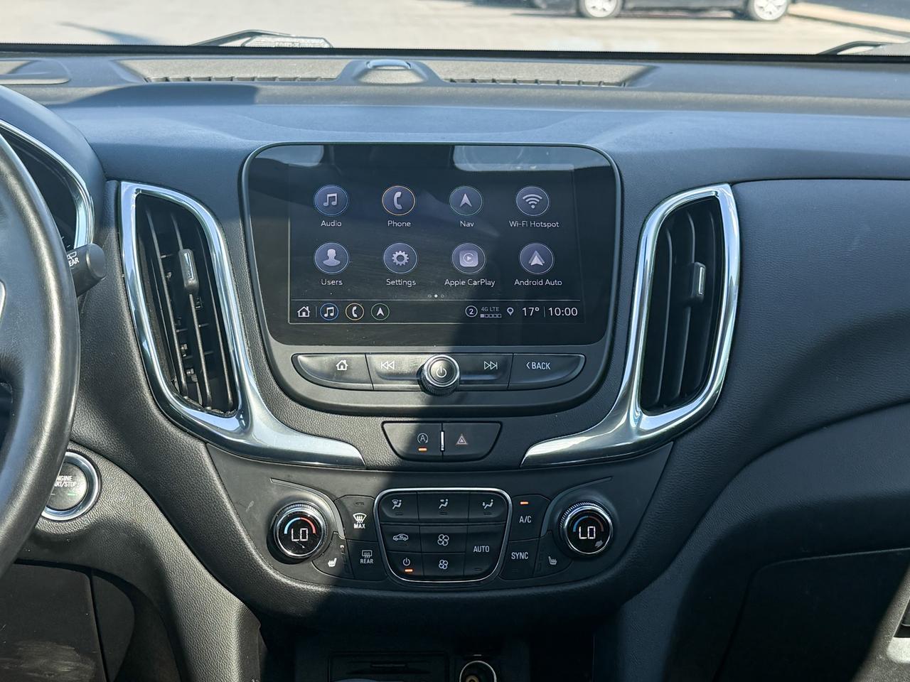 2022 Chevrolet Equinox LT ONE OWNER, CLEAN CARFAX, 1.5L ENGINE, SUNROOF, HEATED FRONT SEATS, HEATED STEERING WHEEL, POWER LIFTGATE, NAVIGATION, ADAPTIVE CRUISE CONTROL, HD SURROUND VISION Photo