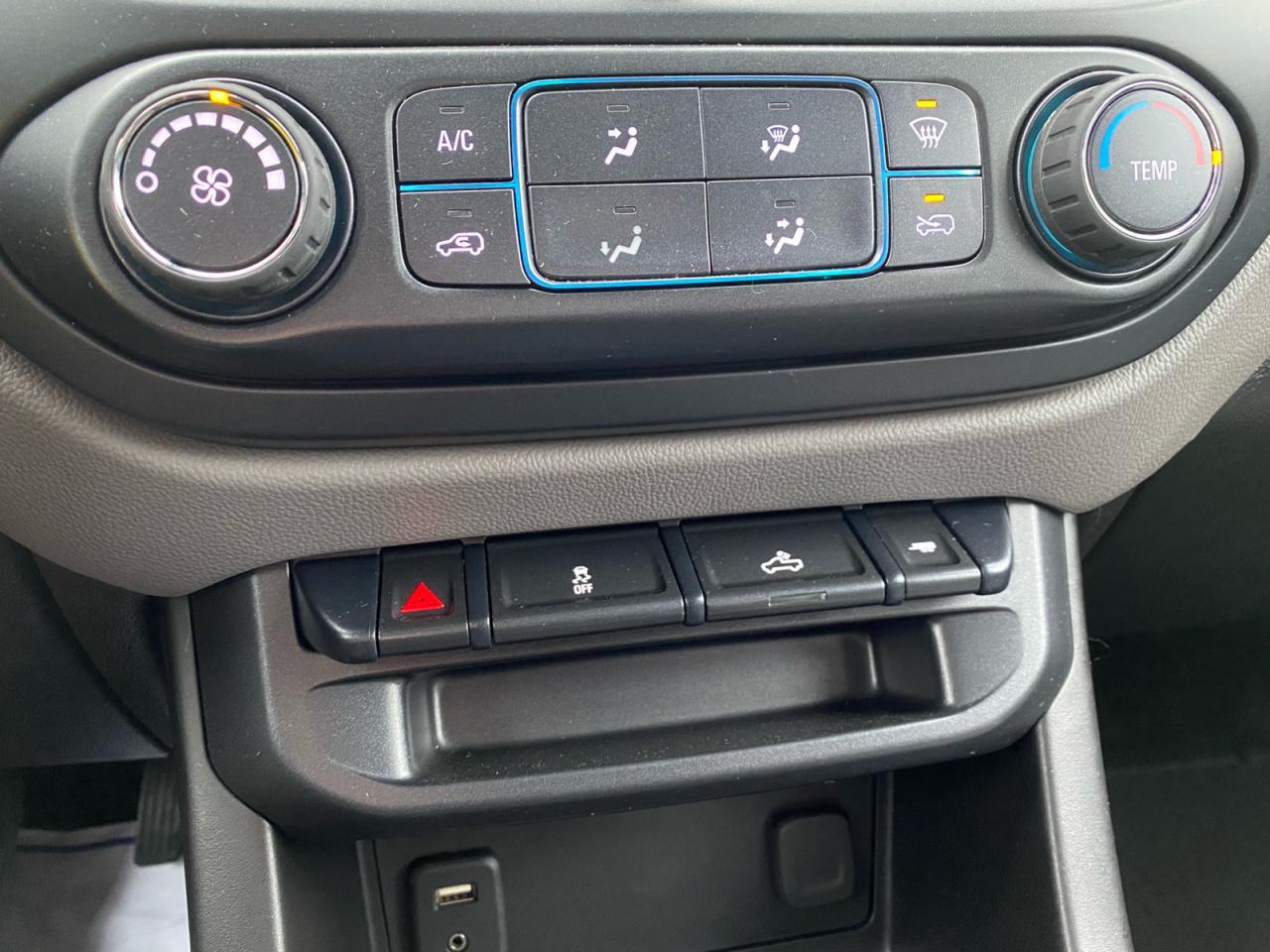 2018 Chevrolet Colorado Crew Cab | 4X4 | V6 Photo