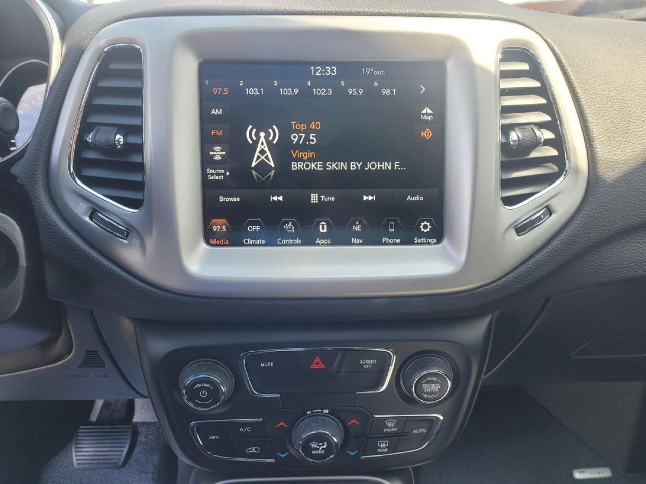 2021 Jeep Compass NORTH Photo35