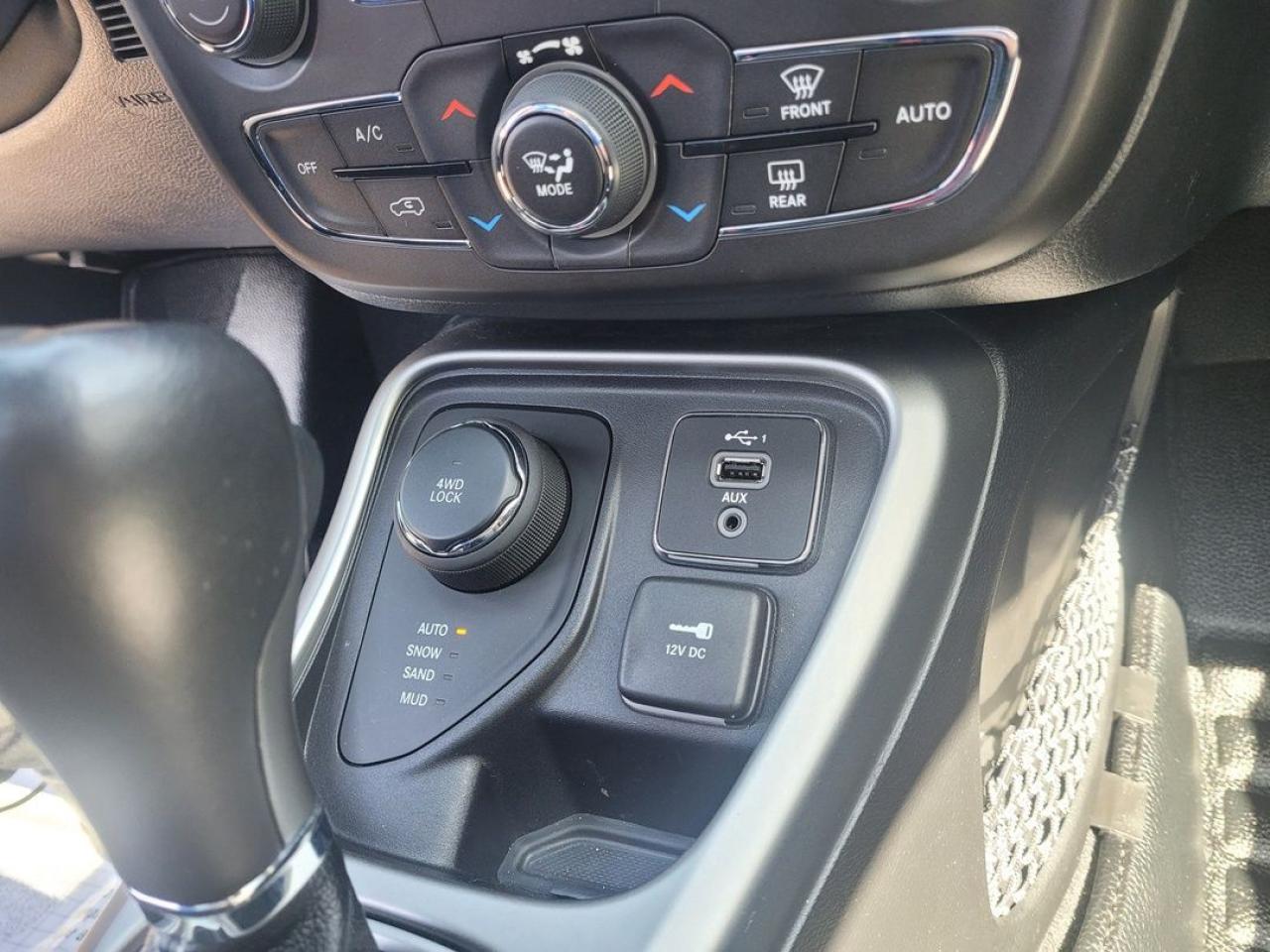 2021 Jeep Compass NORTH Photo36