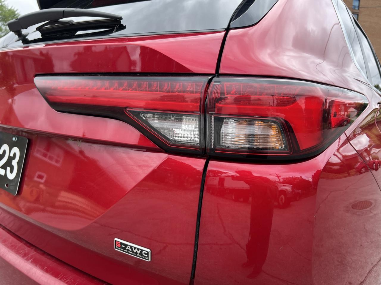 2023 Mitsubishi Outlander SE 4WD - Photo #7