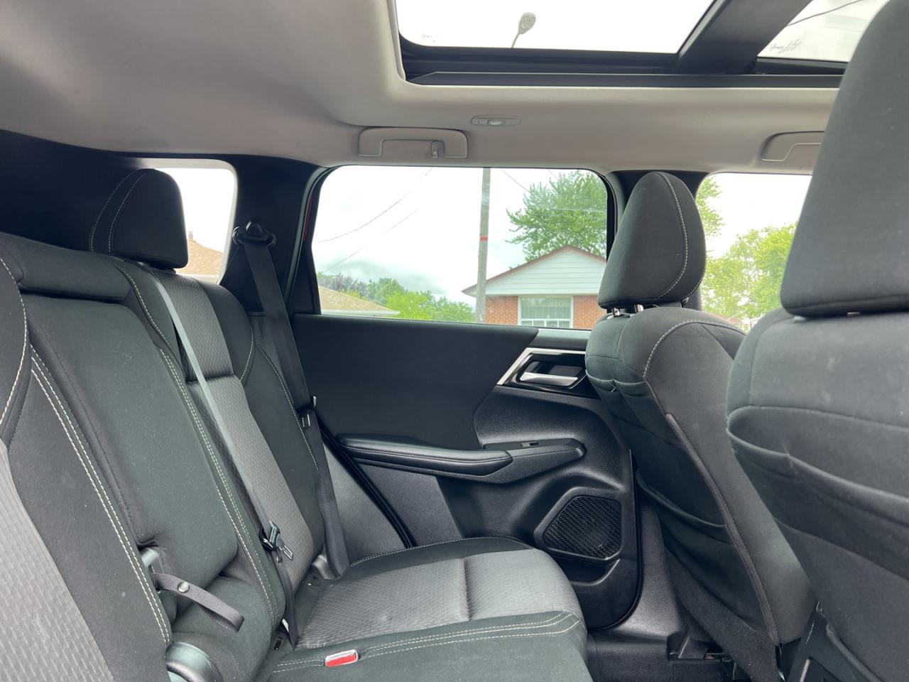 2023 Mitsubishi Outlander SE 4WD - Photo #10