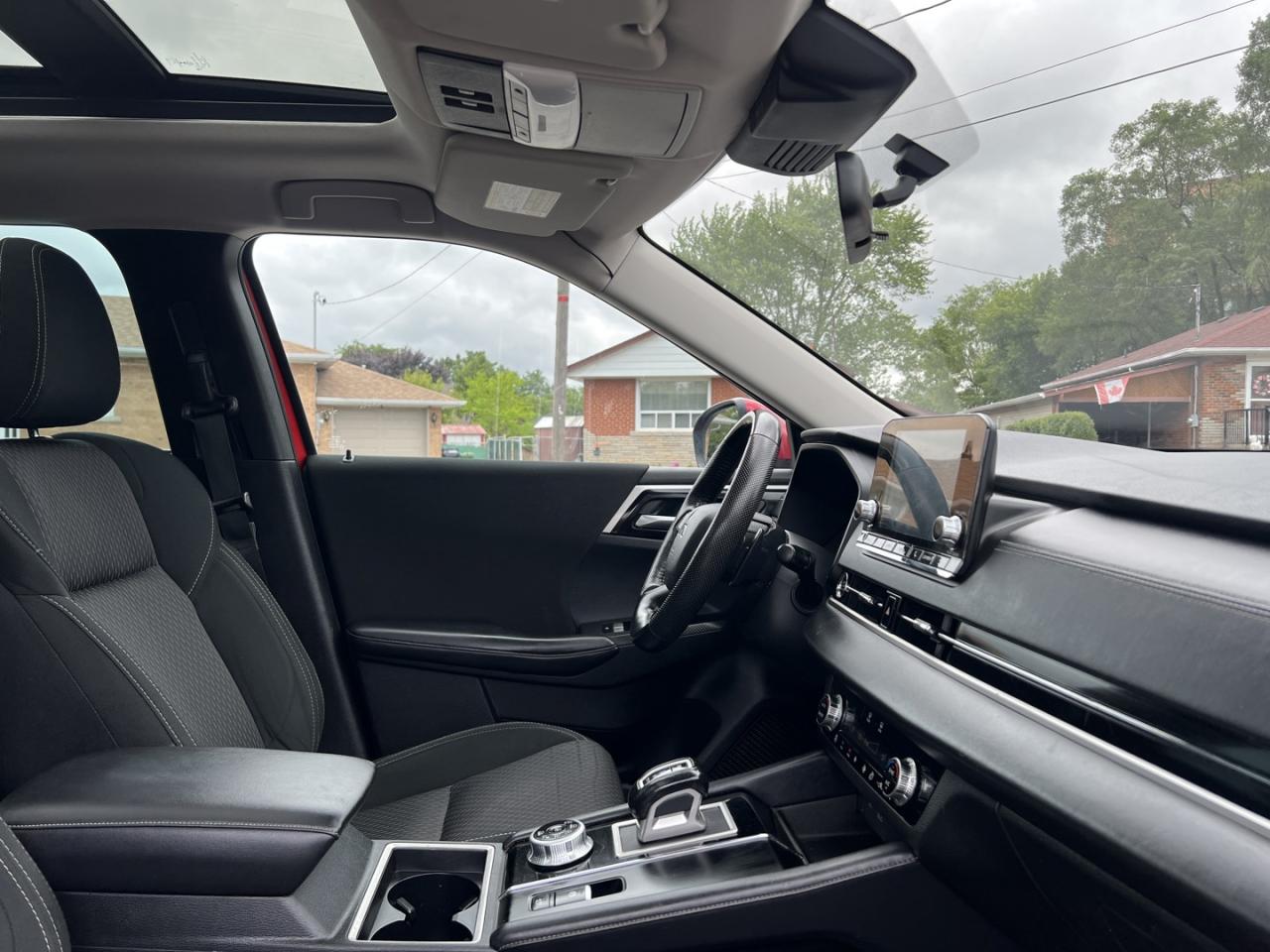 2023 Mitsubishi Outlander SE 4WD - Photo #11