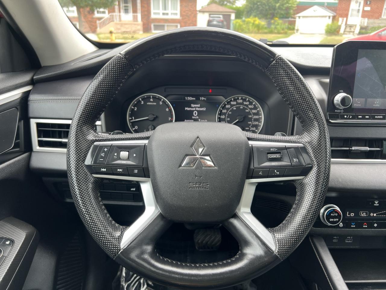 2023 Mitsubishi Outlander SE 4WD - Photo #16