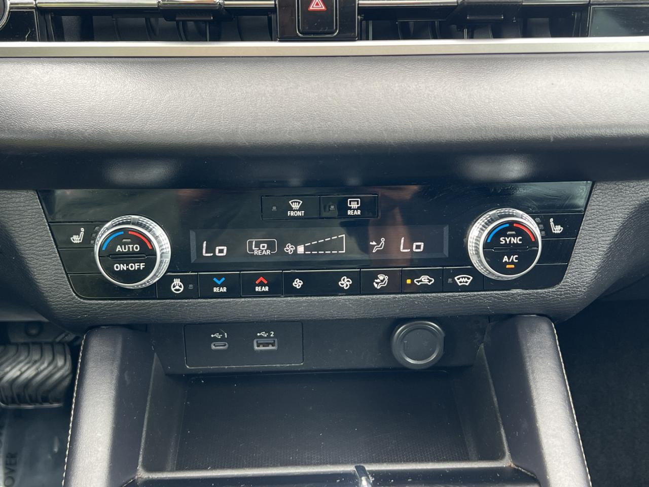 2023 Mitsubishi Outlander SE 4WD - Photo #19