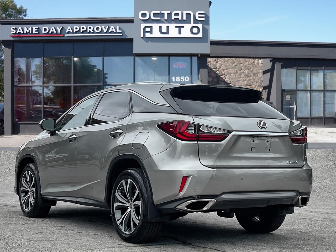 2017 Lexus RX 350 AWD - Photo #4