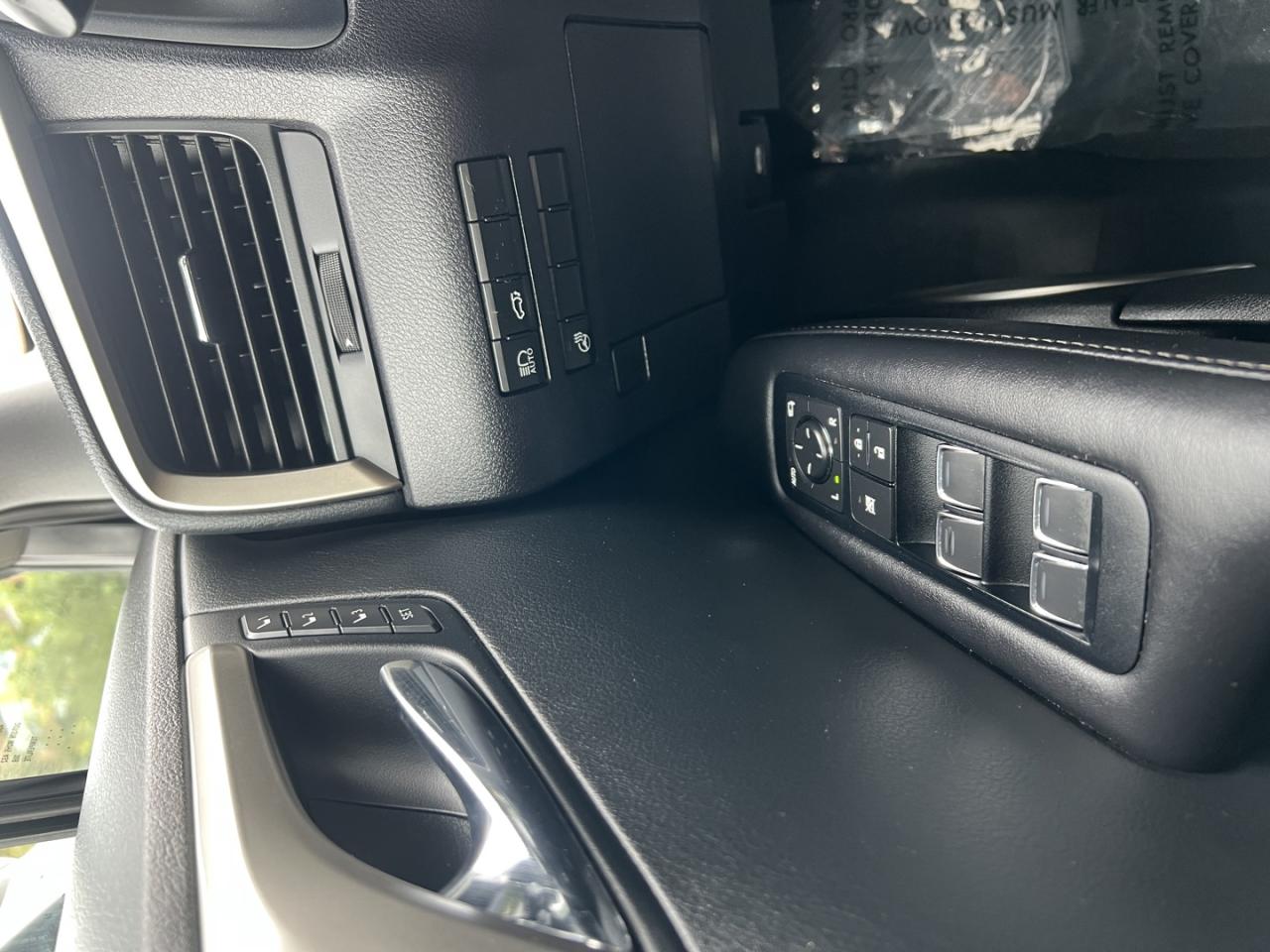 2017 Lexus RX 350 AWD - Photo #25