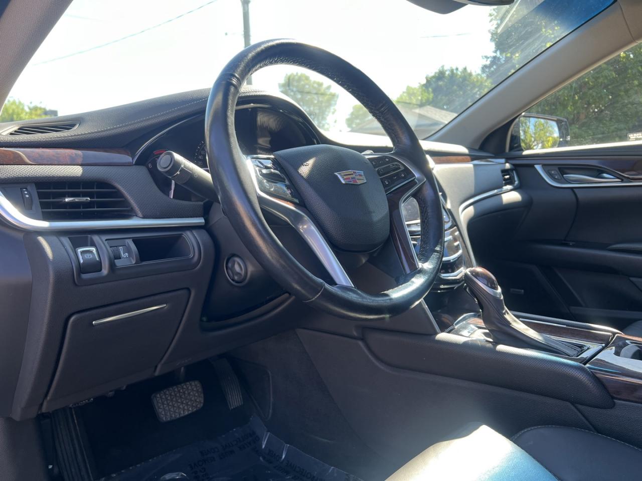 2017 Cadillac XTS LUXURY AWD - Photo #16