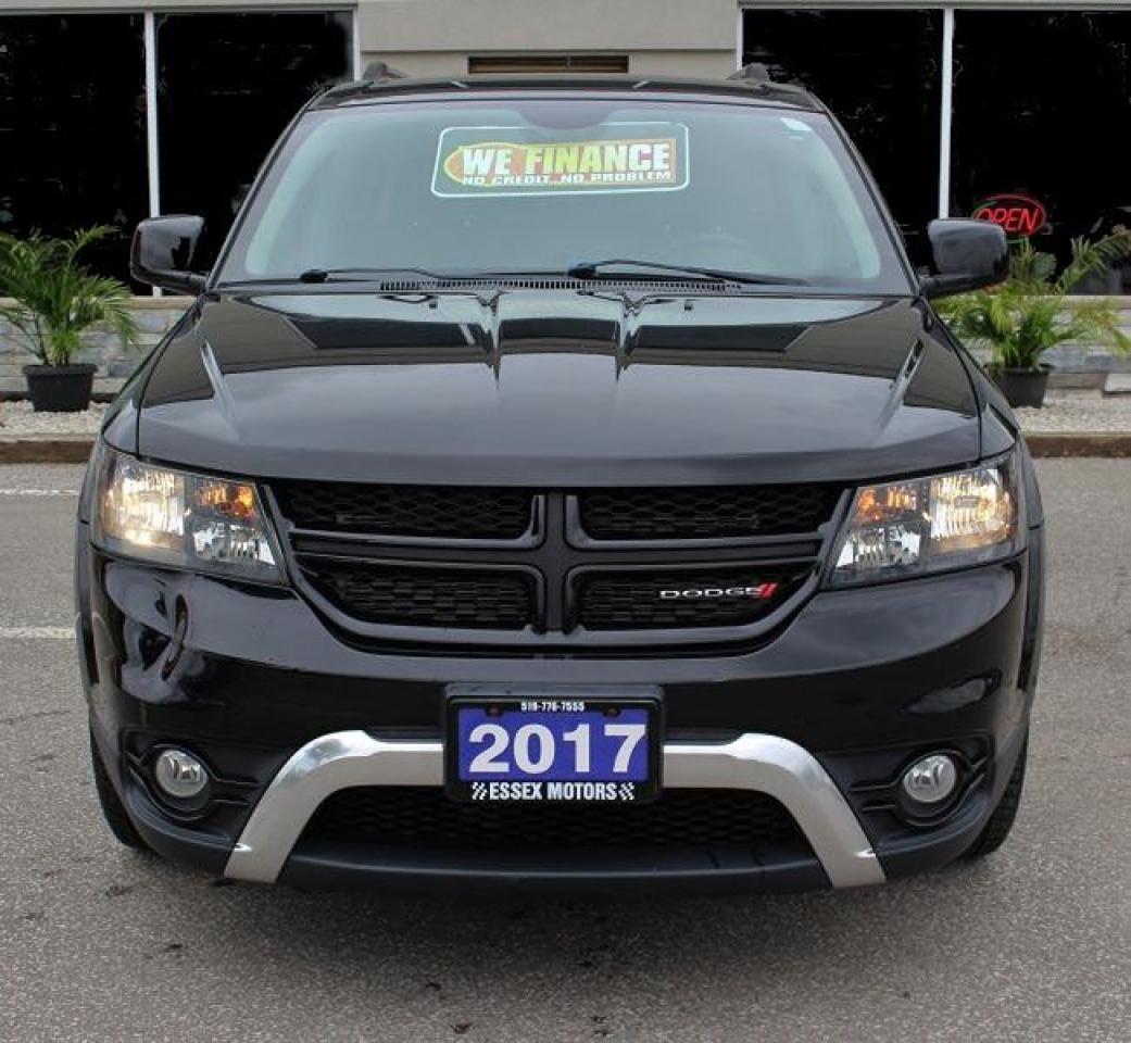 2017 Dodge Journey Crossroad*Low Ks*Heated Leather*3rd Row*Bluetooth - Photo #2
