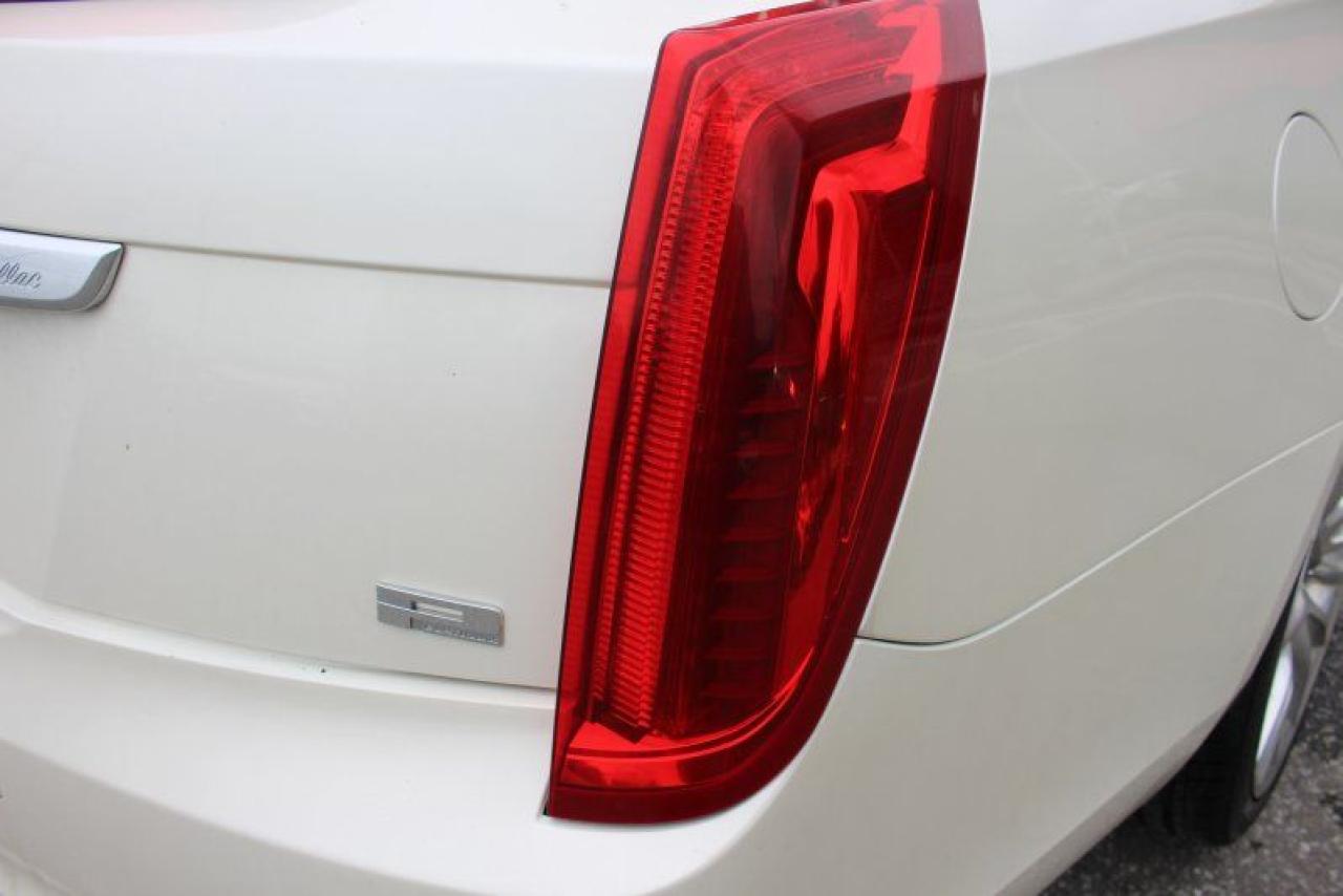 2013 Cadillac XTS Platinum*Low Ks*AWD*Heated Leather*Moon Roof*BT - Photo #6