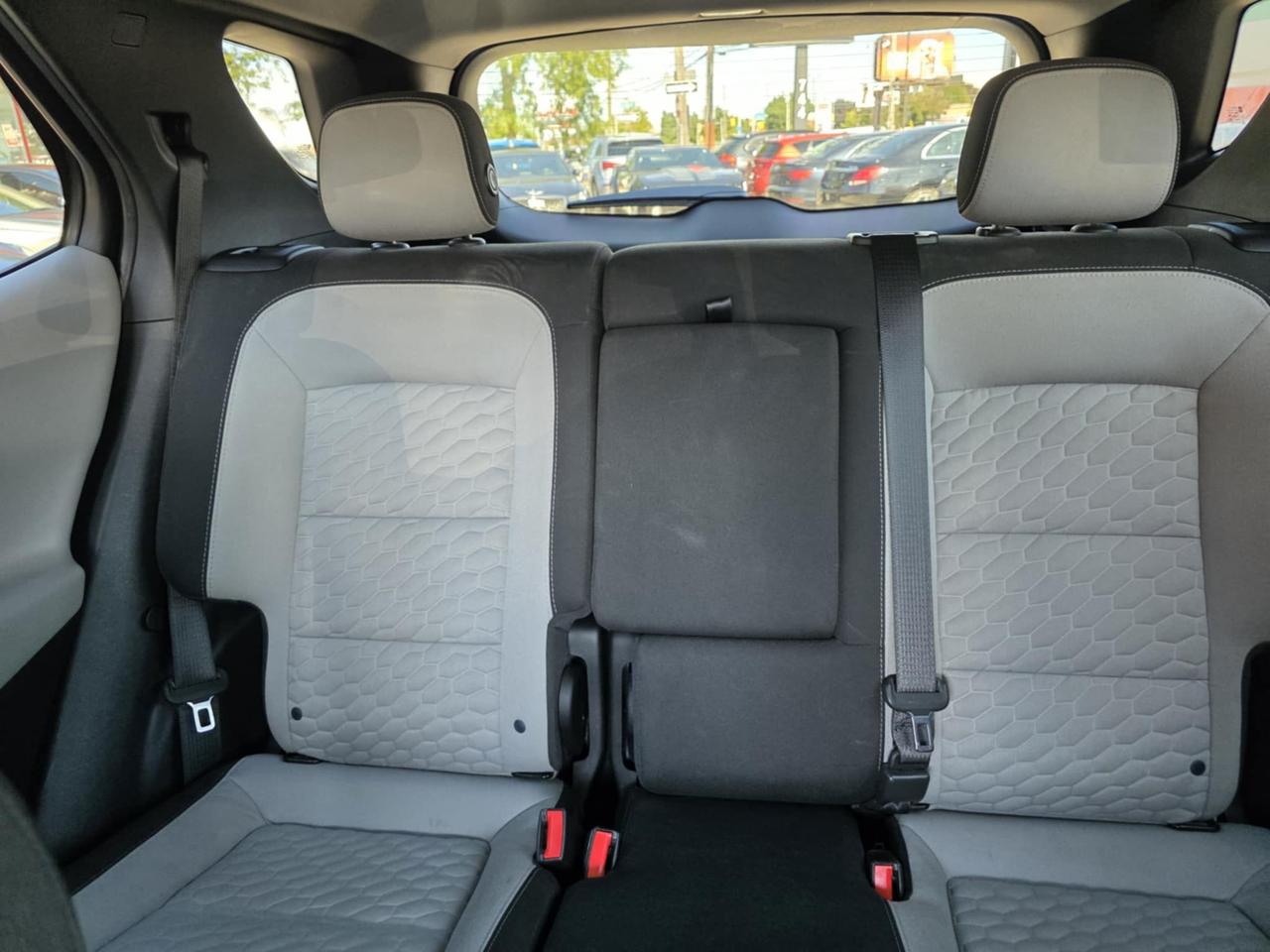 2018 Chevrolet Equinox LS AWD Photo