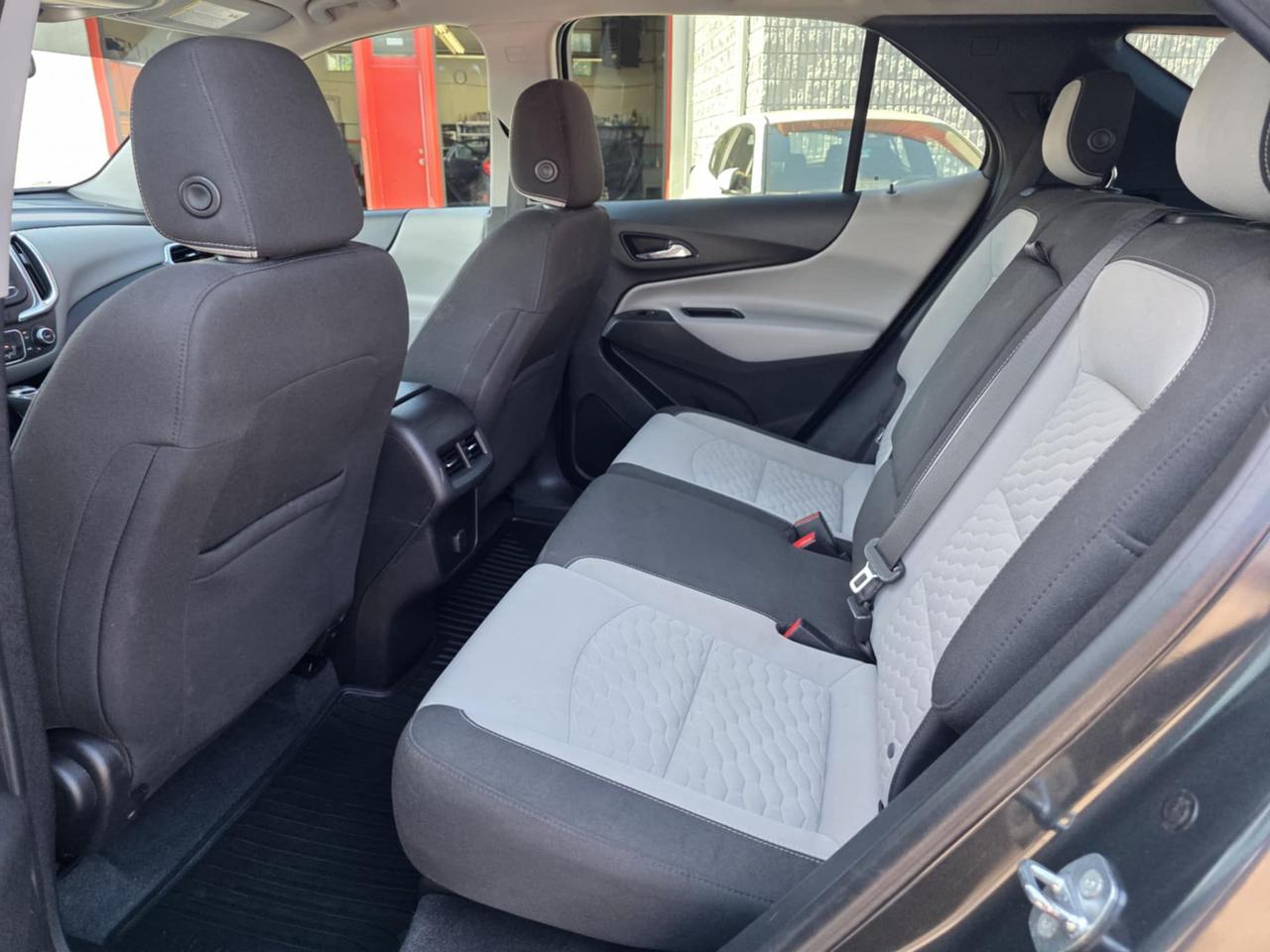2018 Chevrolet Equinox LS AWD Photo